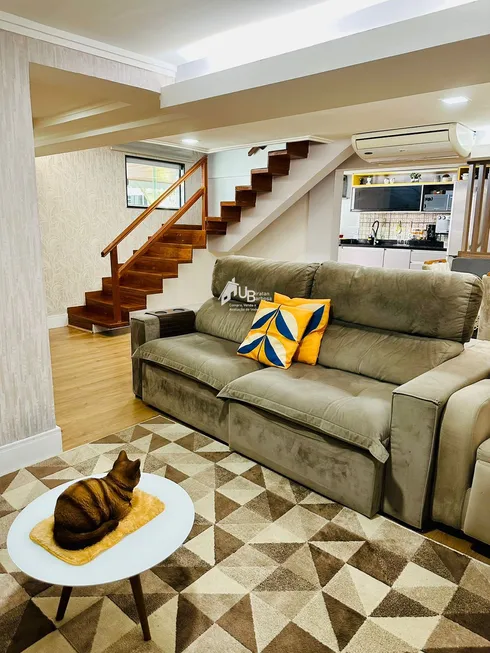Foto 1 de Casa de Condomínio com 3 Quartos para alugar, 200m² em Barra da Tijuca, Rio de Janeiro