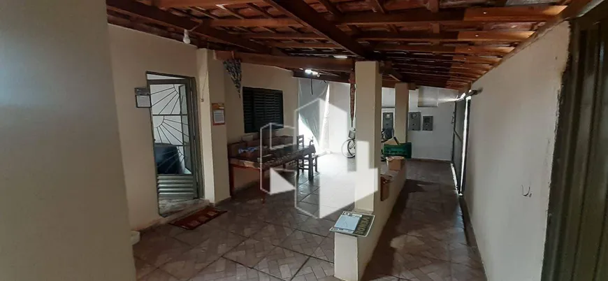 Foto 1 de Casa com 2 Quartos à venda, 59m² em Vila Sao Jose, Bariri