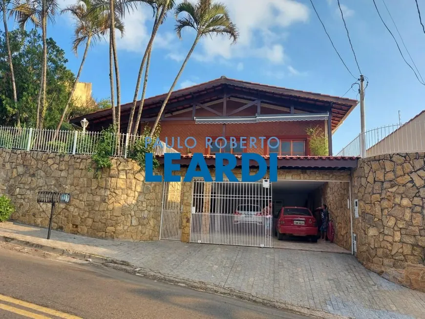 Foto 1 de Casa com 3 Quartos à venda, 400m² em Vila Esperia ou Giglio, Atibaia