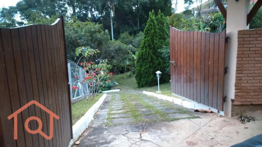 Foto 1 de Fazenda/Sítio com 3 Quartos à venda, 7000m² em Centro, Serra Negra