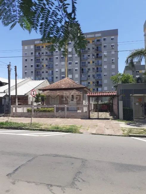 Foto 1 de Casa com 2 Quartos à venda, 439m² em Tristeza, Porto Alegre