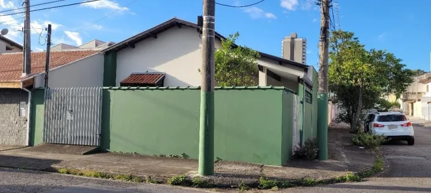 Foto 1 de Casa com 3 Quartos à venda, 156m² em Vila das Jabuticabeiras, Taubaté