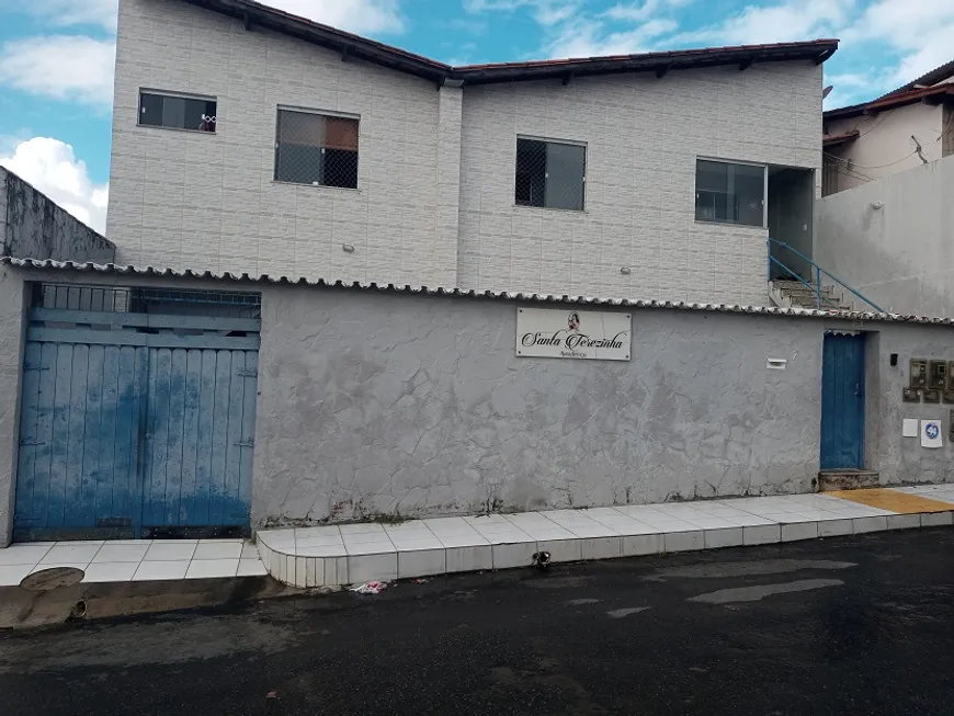 Foto 1 de Apartamento com 2 Quartos para alugar, 57m² em Itapuã, Salvador