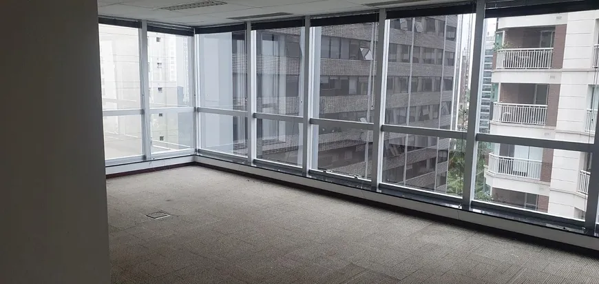 Foto 1 de Sala Comercial para alugar, 106m² em Vila Olímpia, São Paulo