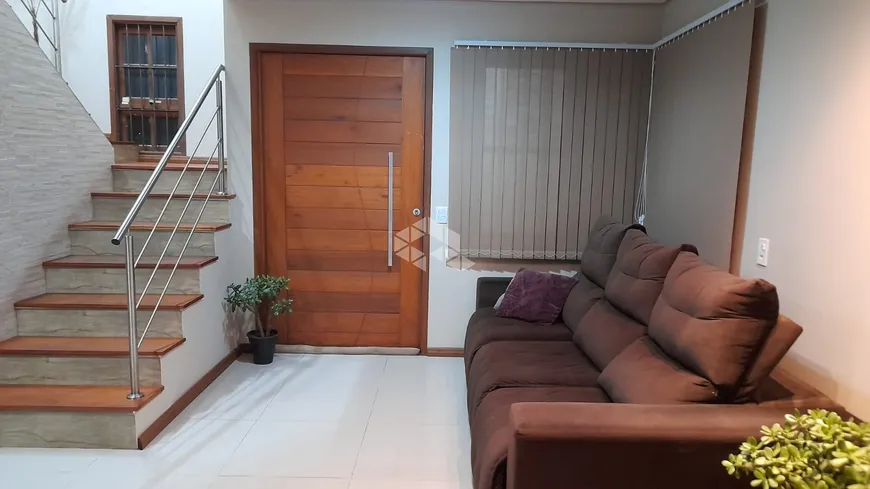 Foto 1 de Casa com 2 Quartos à venda, 140m² em Parque Amador, Esteio