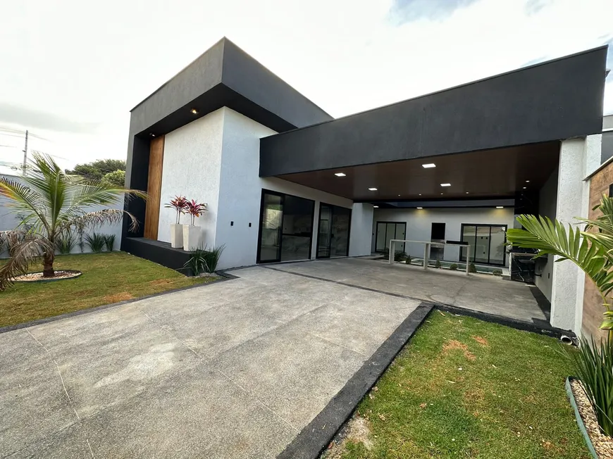 Foto 1 de Casa com 3 Quartos à venda, 188m² em Parque Veiga Jardim, Aparecida de Goiânia