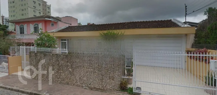 Foto 1 de Casa com 4 Quartos à venda, 310m² em Agronômica, Florianópolis