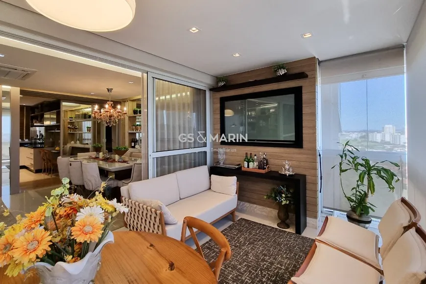 Foto 1 de Apartamento com 3 Quartos à venda, 151m² em Residencial do Lago, Londrina