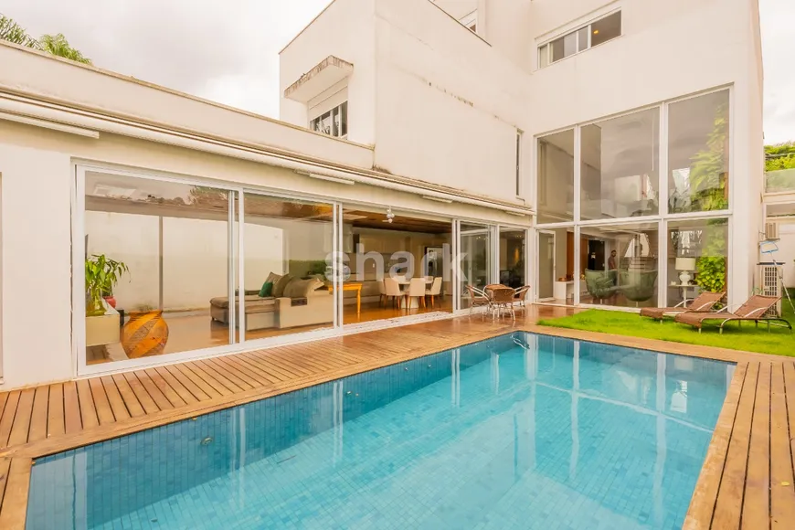 Foto 1 de Casa com 5 Quartos à venda, 560m² em Vila Madalena, São Paulo