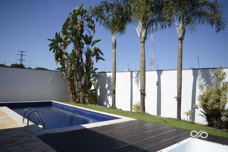 Foto 1 de Casa de Condomínio com 3 Quartos para venda ou aluguel, 495m² em Estância das Flores, Jaguariúna