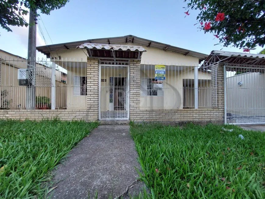 Foto 1 de Casa com 2 Quartos à venda, 149m² em Restinga, Porto Alegre