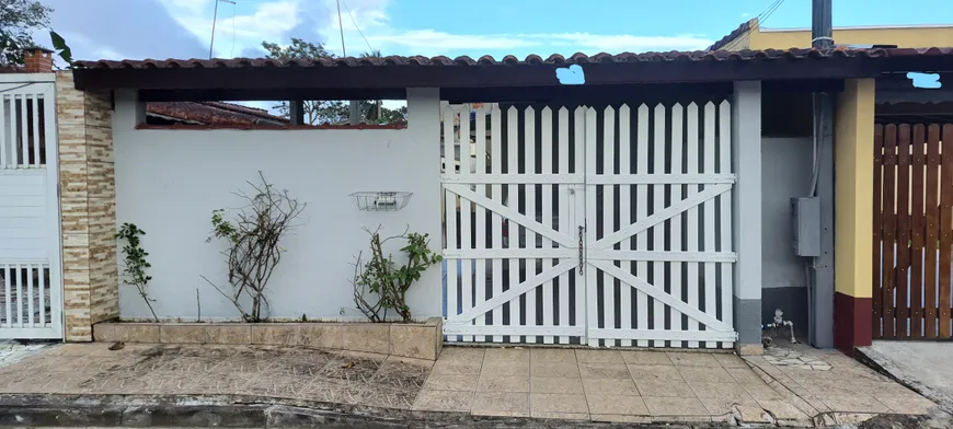 Foto 1 de Casa com 2 Quartos à venda, 71m² em Morro Do Algodao, Caraguatatuba