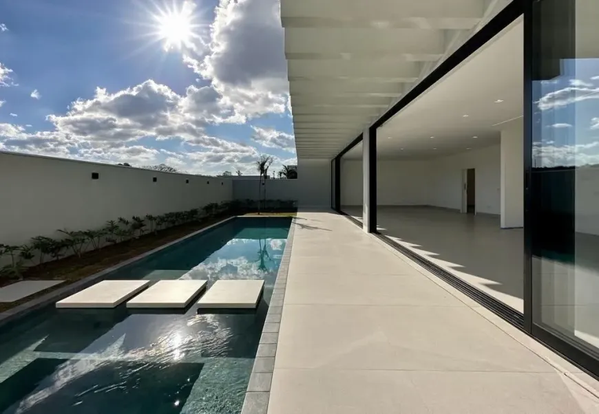 Foto 1 de Casa de Condomínio com 3 Quartos à venda, 318m² em Jardim Alvorada, Maringá