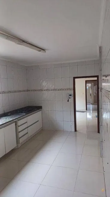 Foto 1 de Casa com 2 Quartos à venda, 175m² em Vila Santa Cruz, Franca