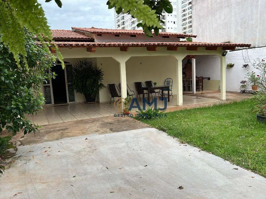Foto 1 de Casa com 3 Quartos à venda, 192m² em Setor Sudoeste, Goiânia