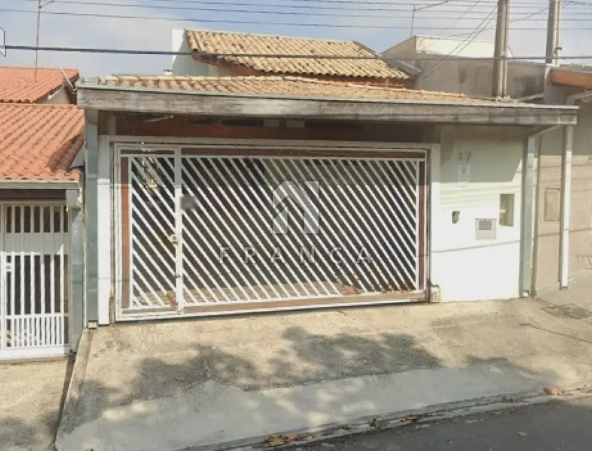 Foto 1 de Casa com 3 Quartos à venda, 350m² em Loteamento Villa Branca, Jacareí