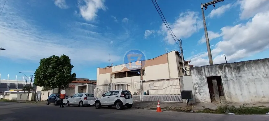 Foto 1 de Apartamento com 2 Quartos para alugar, 55m² em Passaré, Fortaleza