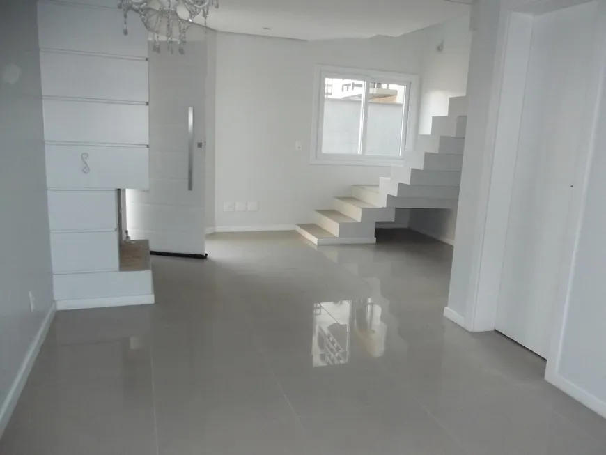 Foto 1 de Casa com 2 Quartos à venda, 87m² em Centro, Canela