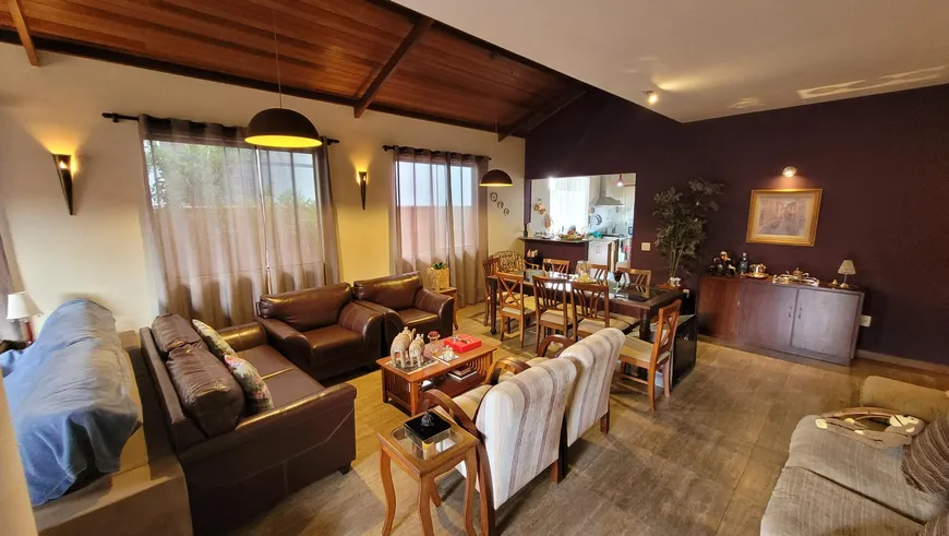 Foto 1 de Casa de Condomínio com 3 Quartos à venda, 190m² em Vale do Sol, Nova Lima