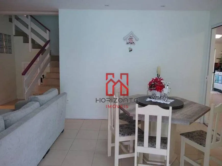 Foto 1 de Casa com 6 Quartos à venda, 200m² em Canasvieiras, Florianópolis