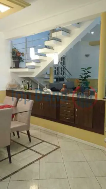 Foto 1 de Casa de Condomínio com 5 Quartos à venda, 258m² em Ponte dos Leites, Araruama