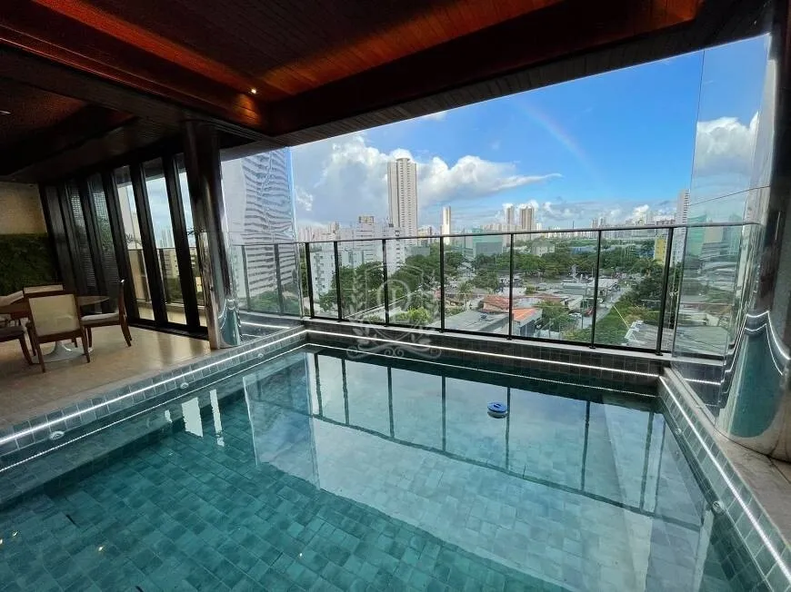 Foto 1 de Apartamento com 4 Quartos à venda, 150m² em Casa Forte, Recife