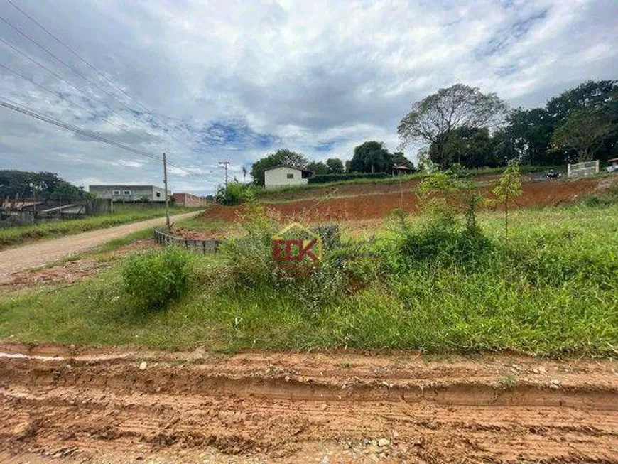 Foto 1 de Lote/Terreno à venda, 1000m² em Bom Jardim II, Guaratinguetá