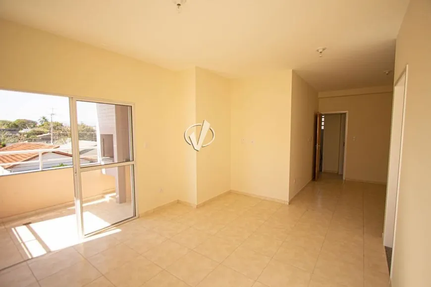 Foto 1 de Apartamento com 3 Quartos à venda, 85m² em Chácara da Galega, Pindamonhangaba
