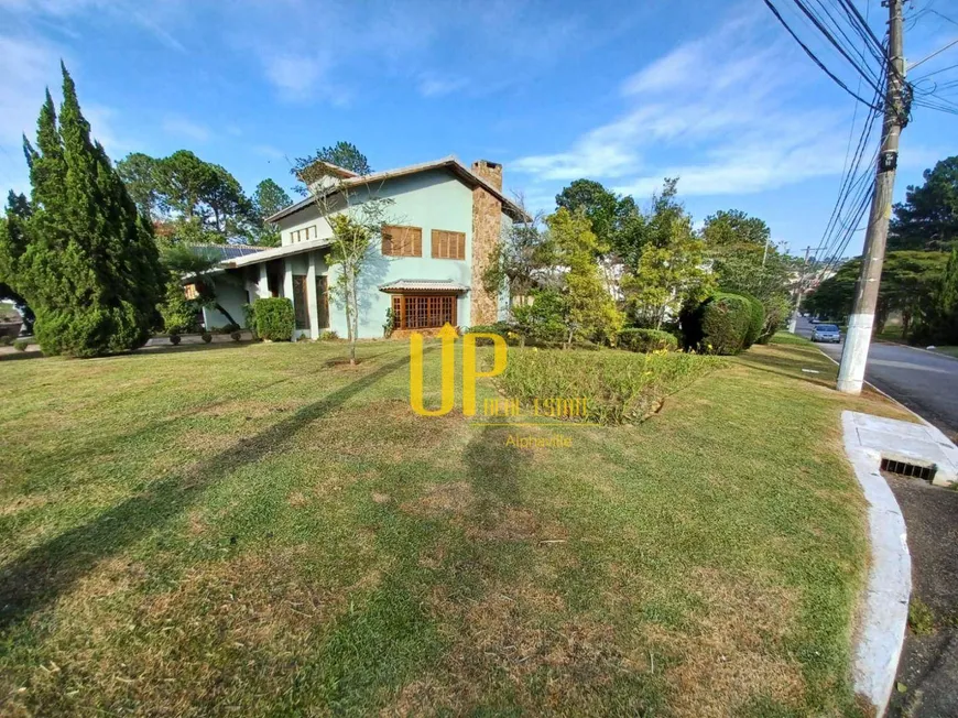 Foto 1 de Casa com 4 Quartos para venda ou aluguel, 320m² em Residencial Dez, Santana de Parnaíba