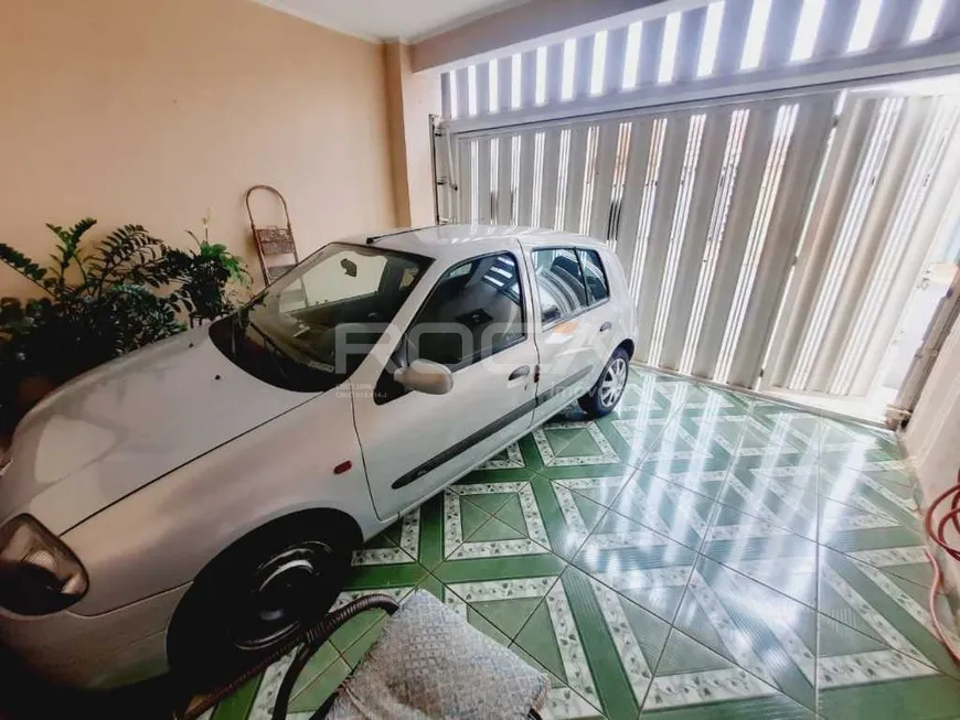 Foto 1 de Sobrado com 4 Quartos à venda, 205m² em Vila Tibério, Ribeirão Preto