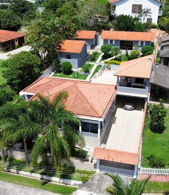 Foto 1 de Casa de Condomínio com 3 Quartos à venda, 786m² em Santa Isabel, Santa Isabel