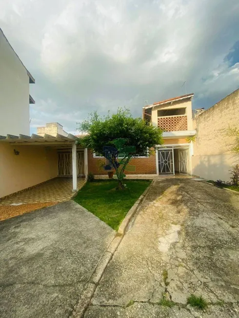 Foto 1 de Casa com 2 Quartos à venda, 133m² em Centro, Jacareí