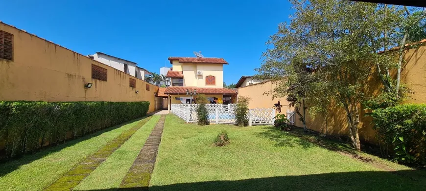 Foto 1 de Casa com 3 Quartos à venda, 260m² em Centro, Bertioga