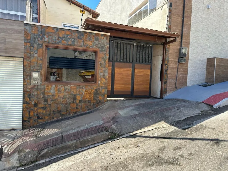 Foto 1 de Casa com 2 Quartos à venda, 90m² em Ataíde, Vila Velha