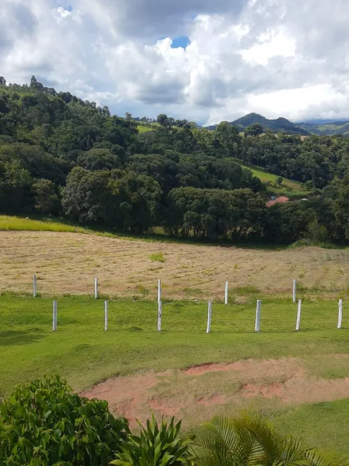 Foto 1 de Lote/Terreno à venda, 600m² em , Toledo