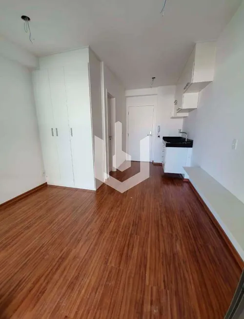 Foto 1 de Apartamento com 1 Quarto para alugar, 29m² em Vila Cordeiro, São Paulo