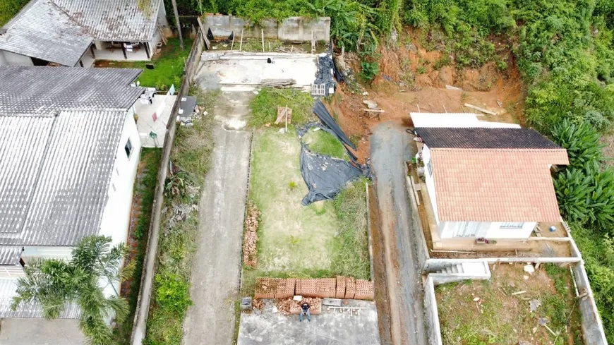 Foto 1 de Lote/Terreno à venda, 420m² em Itoupavazinha, Blumenau