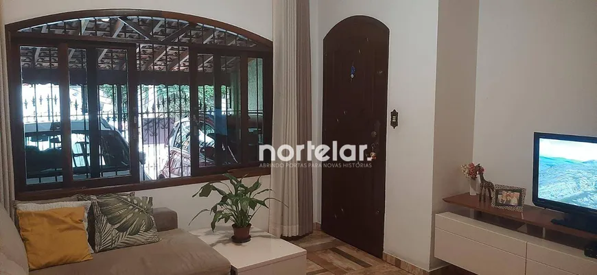 Foto 1 de Sobrado com 2 Quartos à venda, 111m² em Parque das Nações, Santo André