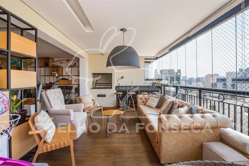 Foto 1 de Apartamento com 3 Quartos à venda, 234m² em Vila Nova Conceição, São Paulo