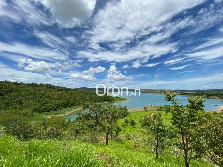 Foto 1 de Lote/Terreno à venda, 714m² em , Silvânia