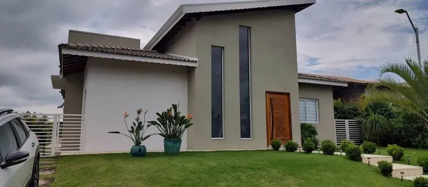 Foto 1 de Casa de Condomínio com 3 Quartos à venda, 250m² em Anápolis City, Anápolis