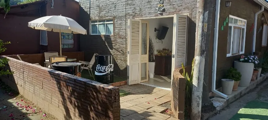 Foto 1 de Fazenda/Sítio com 3 Quartos à venda, 150m² em Pinhal, Cabreúva