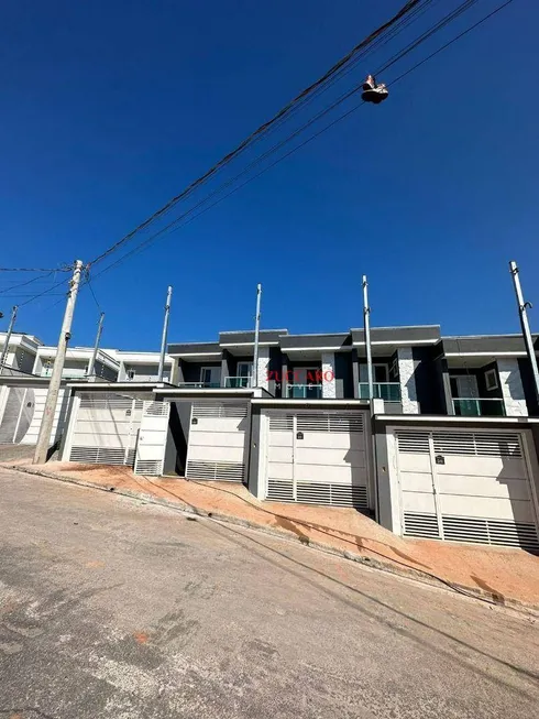 Foto 1 de Sobrado com 3 Quartos à venda, 120m² em Parque Residencial Scaffid II, Itaquaquecetuba