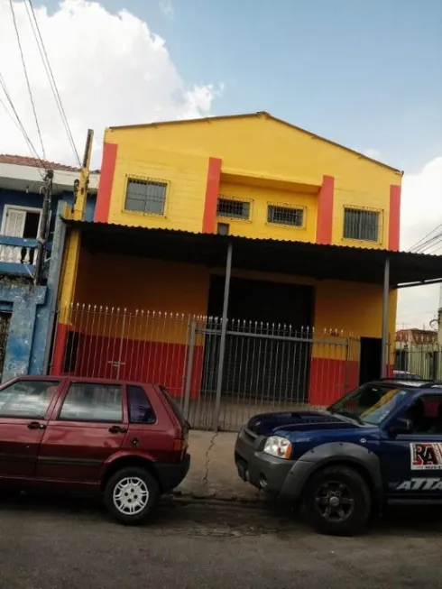 Foto 1 de Galpão/Depósito/Armazém à venda, 670m² em Santa Teresinha, São Paulo