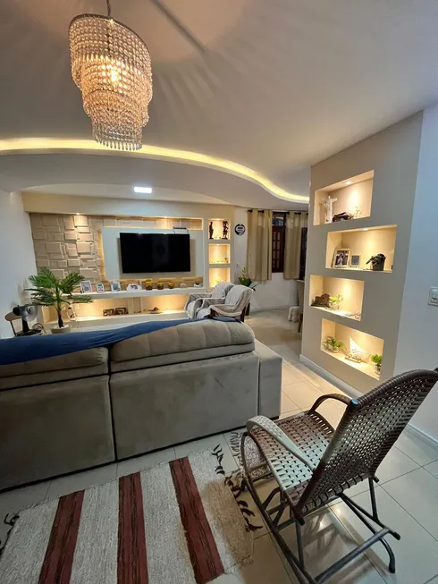 Foto 1 de Casa de Condomínio com 4 Quartos à venda, 212m² em Urucunema, Eusébio