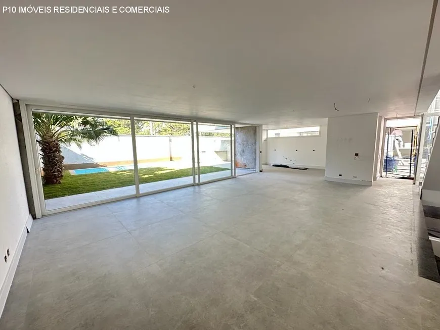 Foto 1 de Casa de Condomínio com 4 Quartos à venda, 450m² em Campo Belo, São Paulo