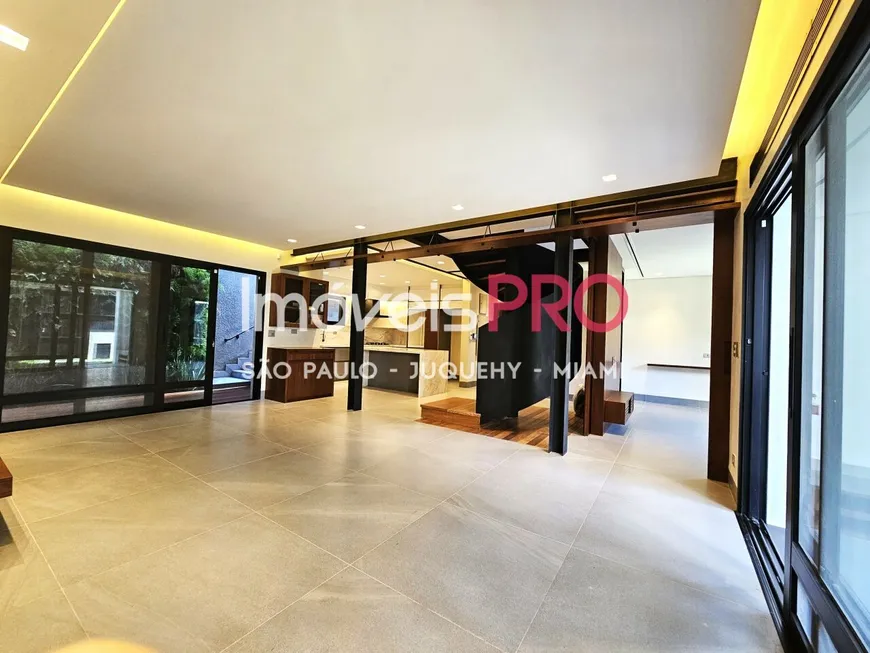 Foto 1 de Sobrado com 3 Quartos à venda, 225m² em Jardim Paulista, São Paulo