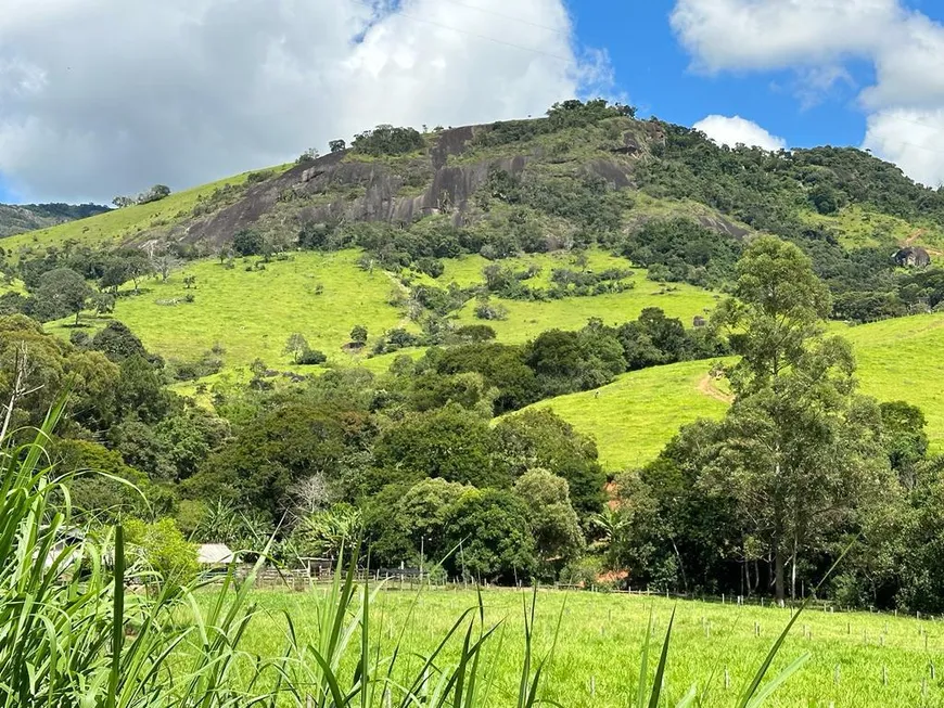Foto 1 de Fazenda/Sítio com 4 Quartos à venda, 1000000m² em Zona Rural, Paraisópolis