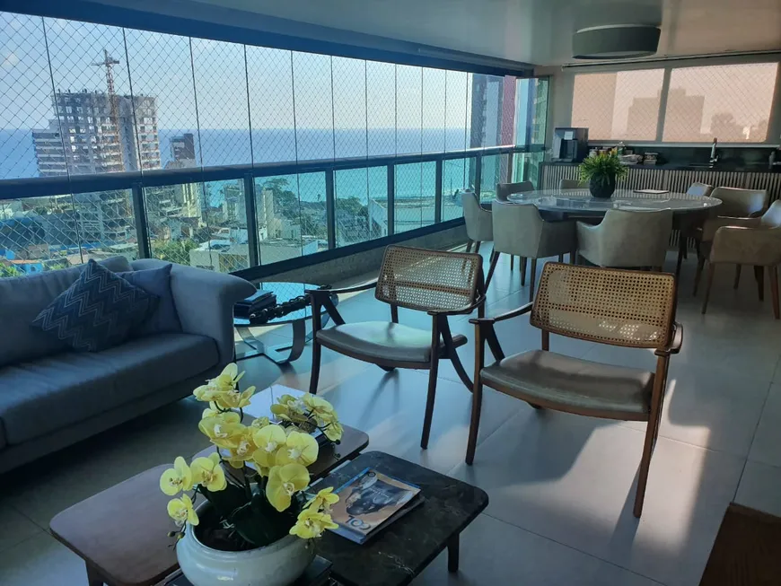 Foto 1 de Apartamento com 4 Quartos à venda, 171m² em Morro Ipiranga, Salvador