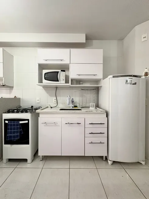 Foto 1 de Apartamento com 2 Quartos à venda, 49m² em Condomínio Reserva do Sahy, Mangaratiba